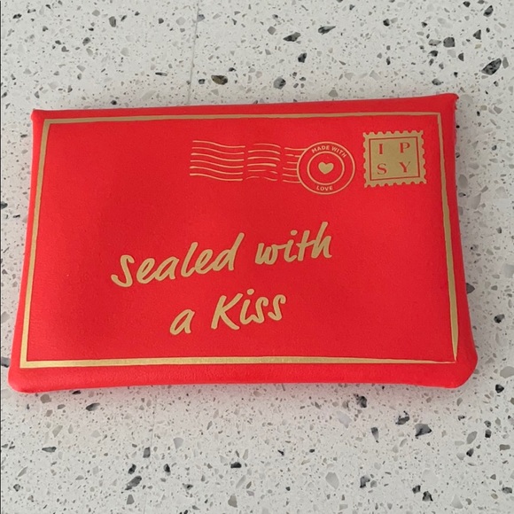 NWOT, Ipsy Small Cosmetic Bag - Picture 2 of 3